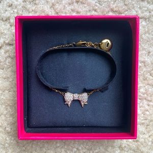 Gold Bow Bracelet
